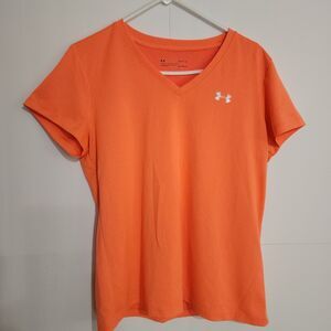 Under Armour Loose Heatgear Women's LRGOrange Short Sleeve V-Neck Athletic Shirt
